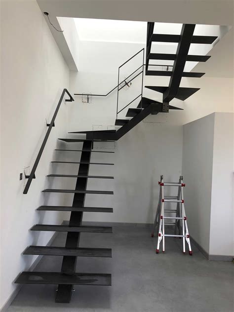 fabrication escalier metal limon central|calcul limon escalier.